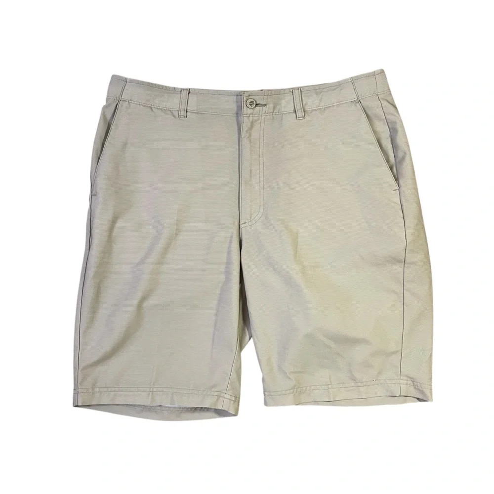 Bolle Men’s Tan Golf Shorts Flat Front Performance Casual Walking Size 36